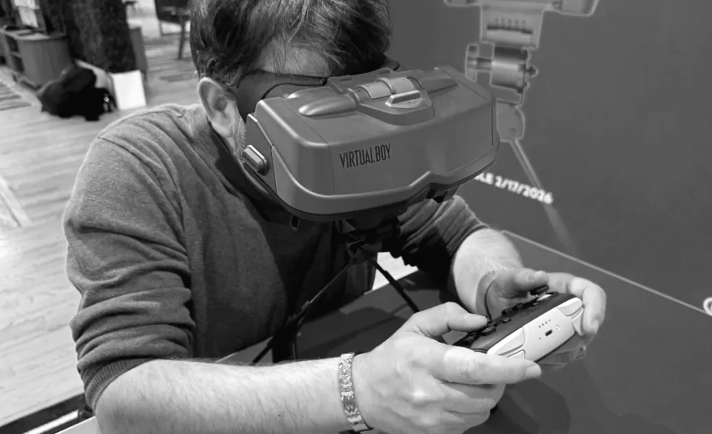 "Virtual Boy im Test: Nintendos ungewöhnlichstes Switch-Zubehör entführt in ein immersives 90er-Jahre-Museum"