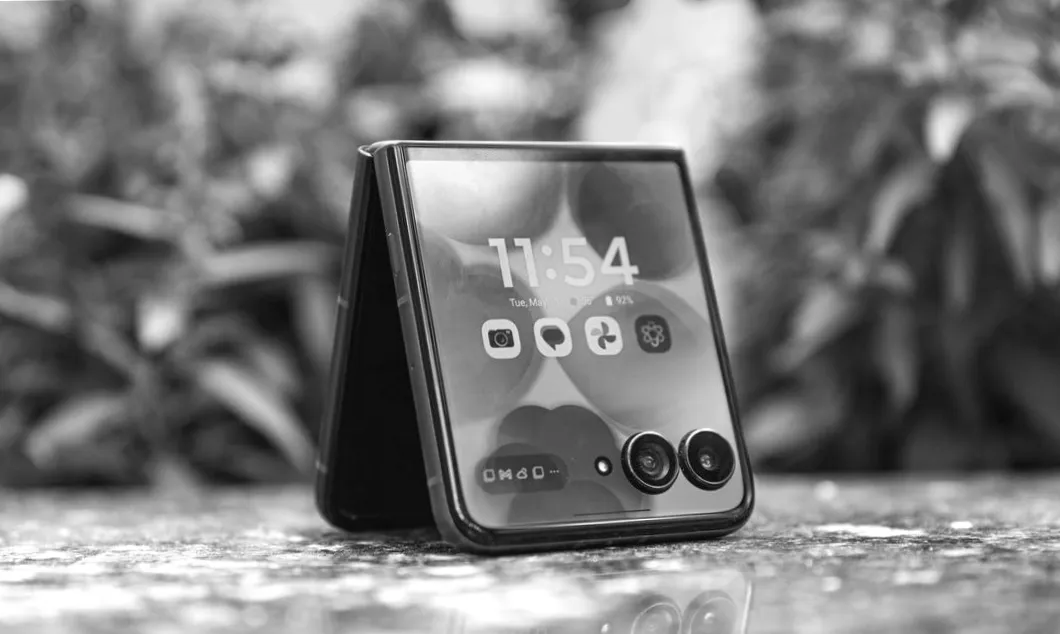 Faltbare Smartphones: Warum Apple fehlt – und der Markt trotzdem boomt 2025