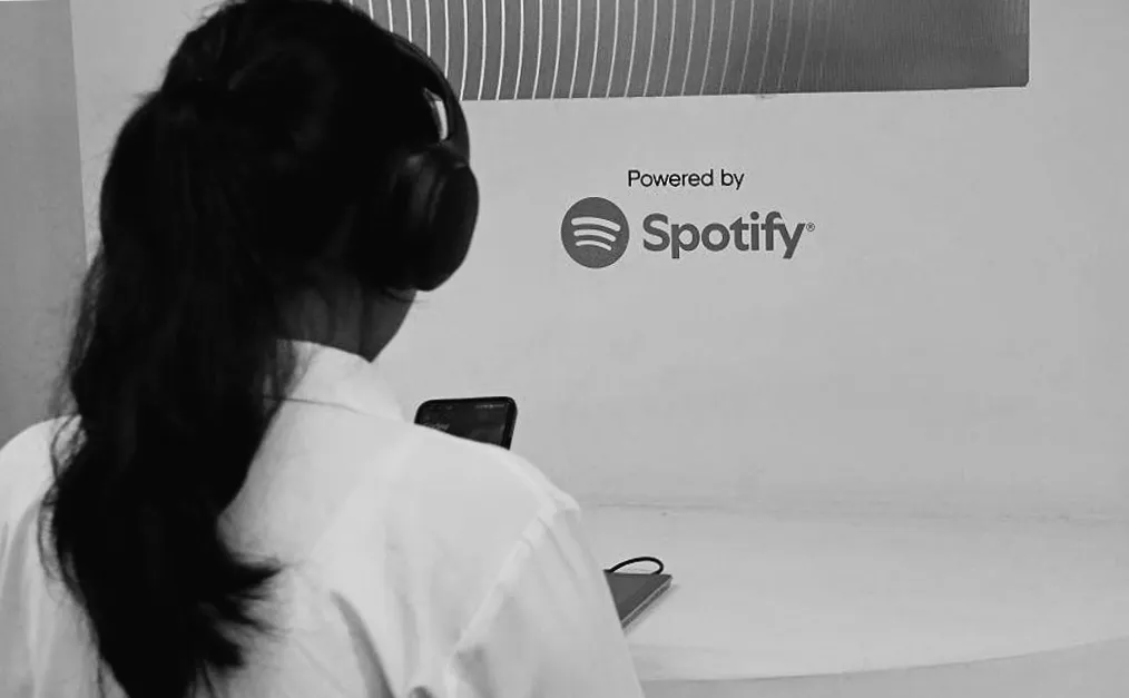 Spotify startet geheime Audio-Revolution: Wöchentliche Hörbuch-Charts enthüllt