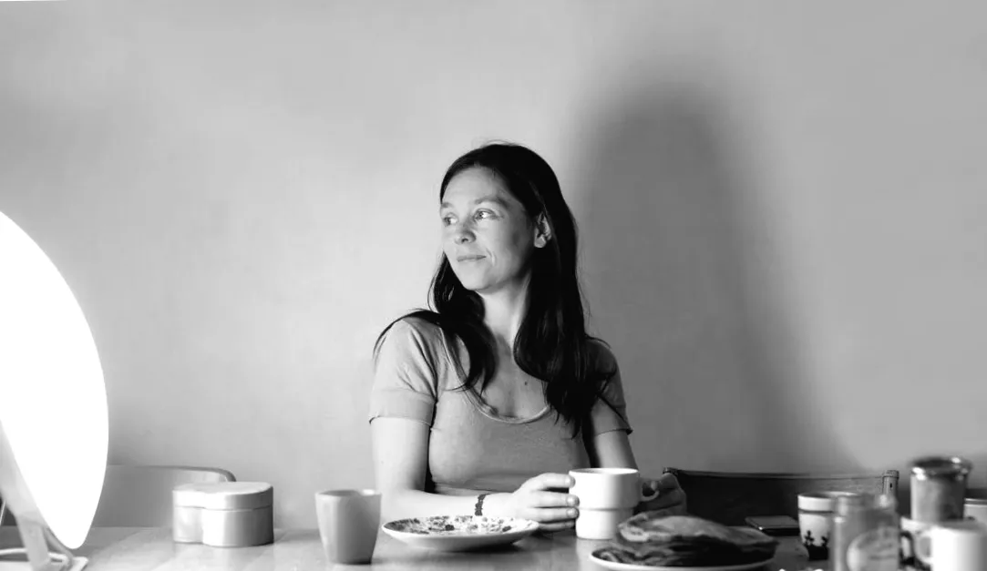 "Wie Lichttherapie Ihnen hilft, die Zeitumstellung besser zu meistern"