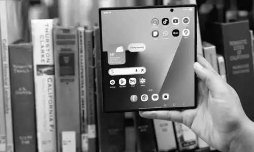 Samsung One UI Code Enthüllt Hinweise auf Neues "Wide"-Format für Galaxy Z Fold