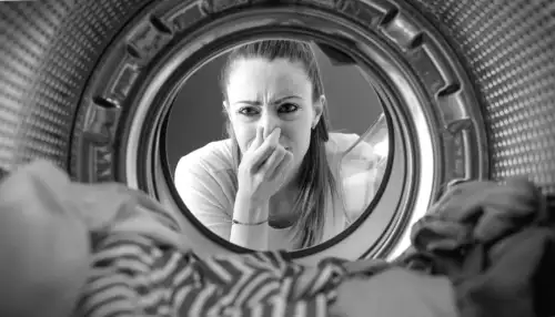 So wirst du den Schimmel in deiner Waschmaschine endgültig los – und sagst dem Gestank Lebewohl