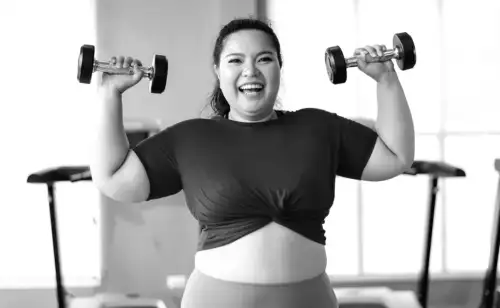 Frisch im Krafttraining? So schnell wächst dein Muskelaufbau wirklich