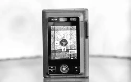 Fujifilm Instax Mini LiPlay Plus: Wie ein Foto den Klang einfängt