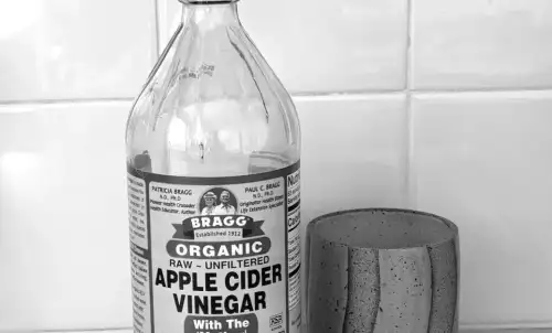 Könnte Apfelessig das Geheimnis für die Lösung Ihrer Gesundheitsprobleme sein? Experten geben ihre Einschätzung ab.