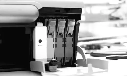 Warum Tintenpatronen ein Vermögen kosten – das steckt wirklich dahinter
