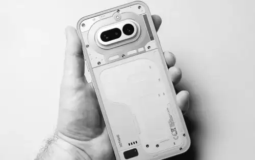 Nothing Phone (4a) Pro und neue Kopfhörer: Jetzt im leuchtenden Pink erhältlich