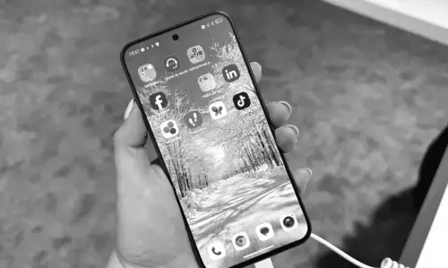 "Die perfekte Symbiose aus Sanftheit und Helligkeit: TCLs Nxtpaper AMOLED Display setzt neue Maßstäbe"