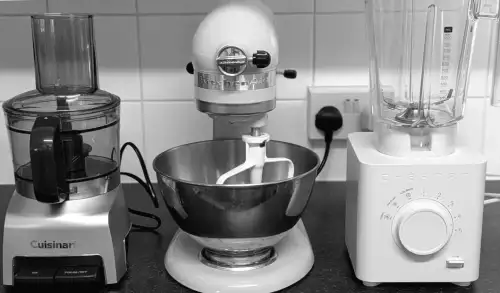 Blender, Food Processor oder Standmixer: Welches Gerät passt zu Ihnen und brauchen Sie wirklich alle drei?