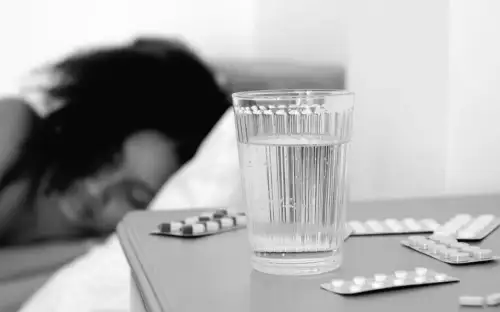 Wenn Melatonin nicht wirkt: 3 von Ernährungswissenschaftlern empfohlene Schlafalternativen