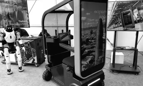 Concierge-Bots, Autonome Wagen und Intelligente Tags: Ein Blick in den Flughafen der Zukunft auf dem MWC