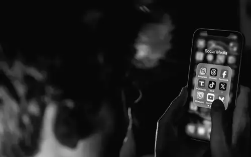 Spanien идет по следам Австралии: Запрещено использование соцсетей детьми. Новый запрет может вступить в силу уже на следующей неделе.