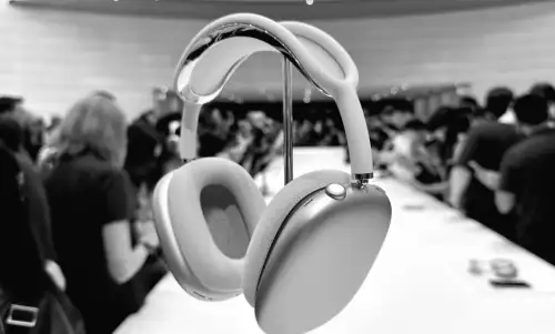 Apple enthüllt AirPods Max 2: Was der neue H2-Chip wirklich kann